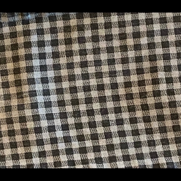 Scissor brand from Tilly’s…Girls size 7. Gray and black checked jeans. - Picture 2 of 5